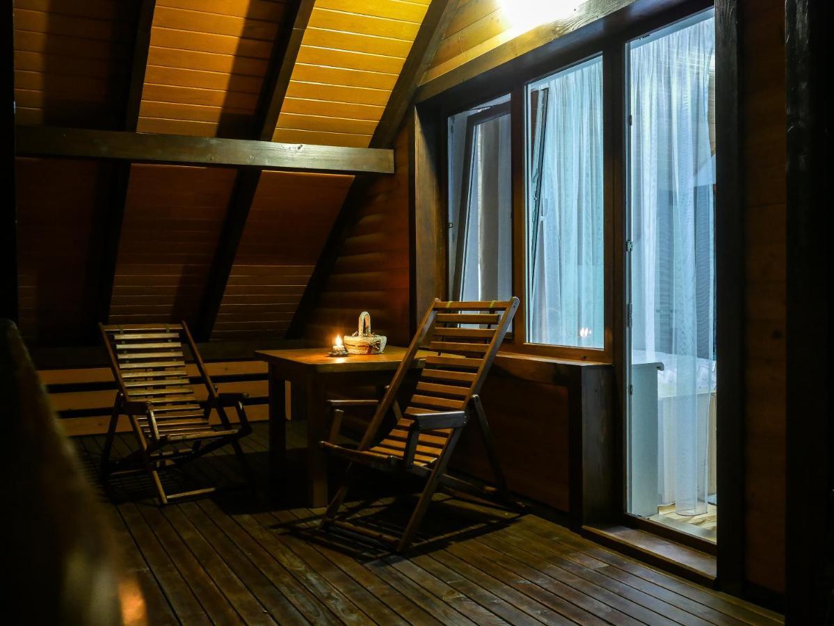 Villa Med'Ok Wyschnyzja Exterior foto